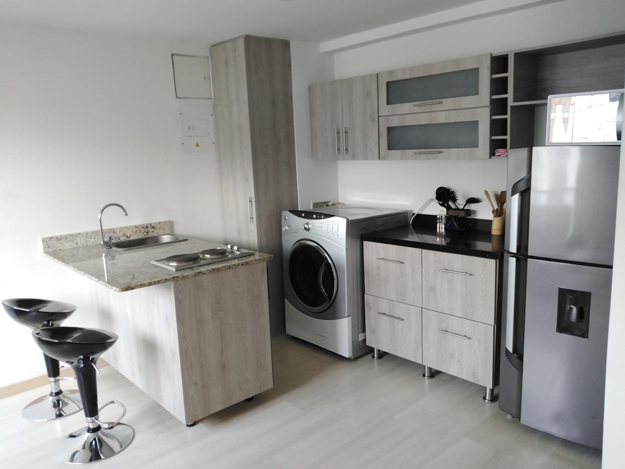 San Peter Suites Медельин Экстерьер фото