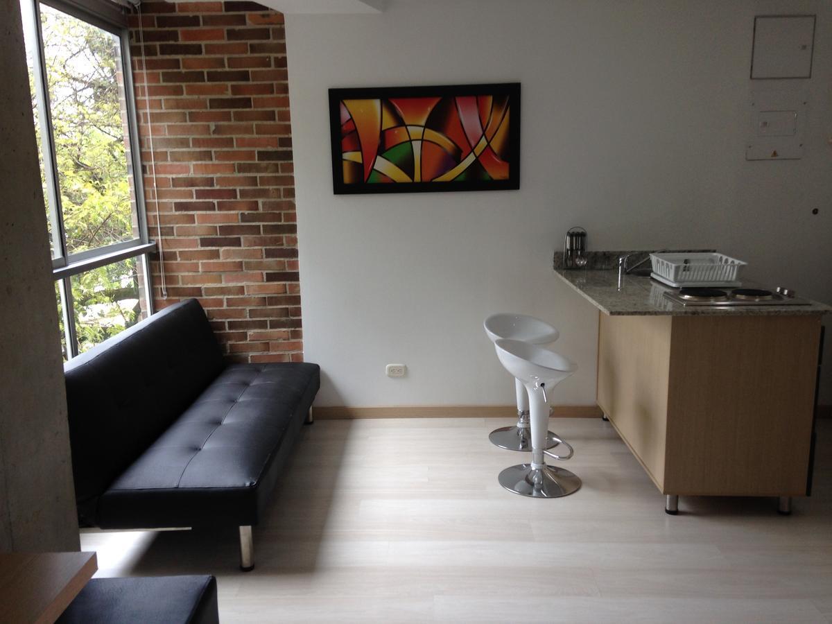 San Peter Suites Медельин Экстерьер фото